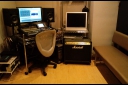 東京都東久留米市の音楽スタジオ　スタジオsus4東久留米店レコーディングの場合、この部屋とBスタジオを使用して録音します。
