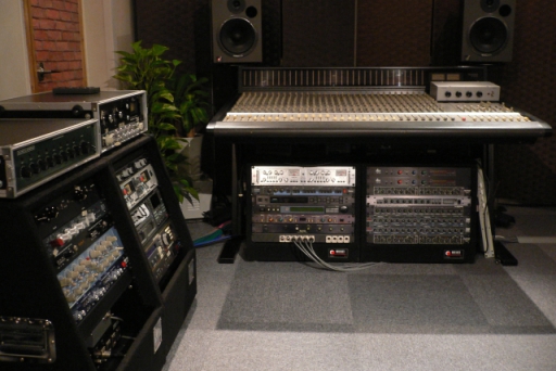 東京都世田谷区の音楽スタジオ　StarWoods Recording Studio