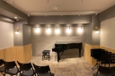 東京都中央区の音楽スタジオ　東京音楽堂 日本橋  ピアノホールクラシック楽器の持ち込みも可能で、練習だけでなく、ミニコンサートやサロンとしてご利用いただけます。